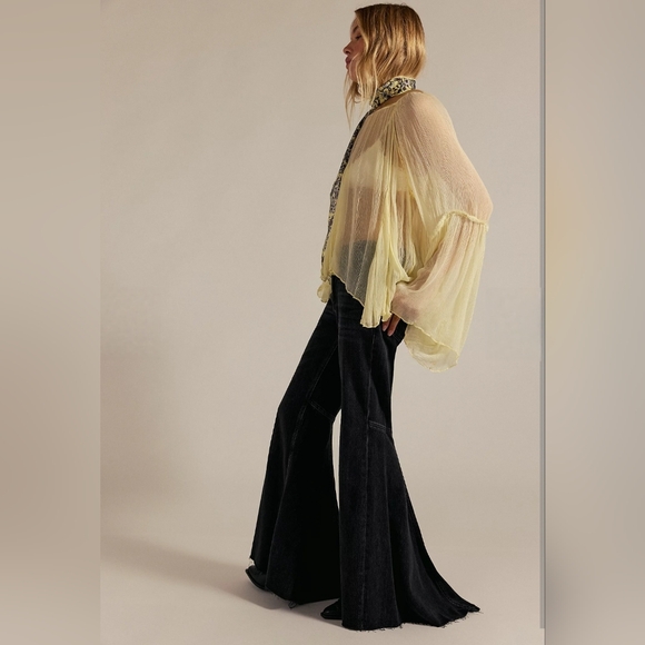 We The Free Denim - We The Free Live Wire Flare Jeans NWT Sz 28 Regular